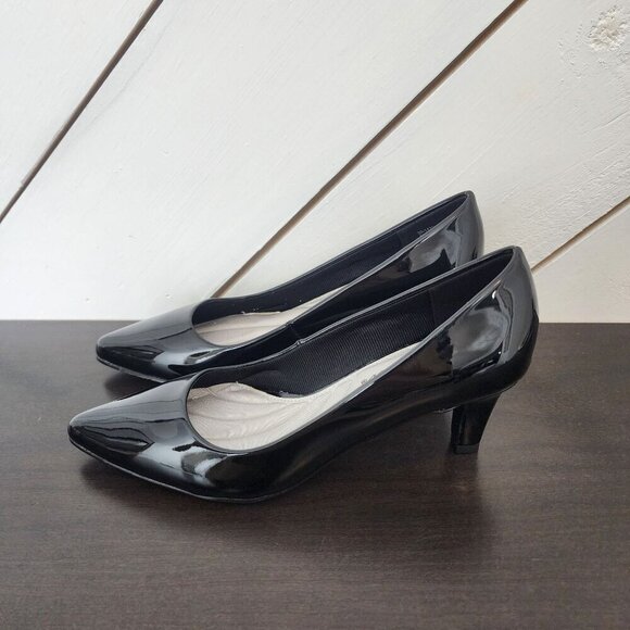 NEW Easy Street Pointe Womens 5.5 M Black Faux Patent Pumps Black 3CT - Picture 2 of 8
